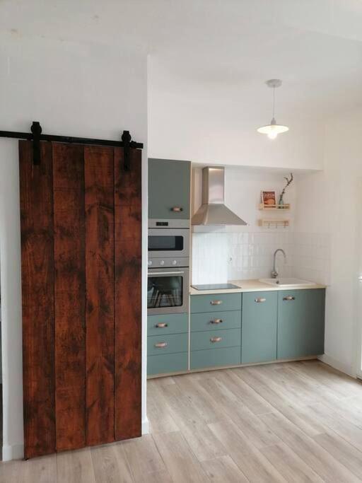 Apartamento Completamente Equipado Centro フェロル エクステリア 写真